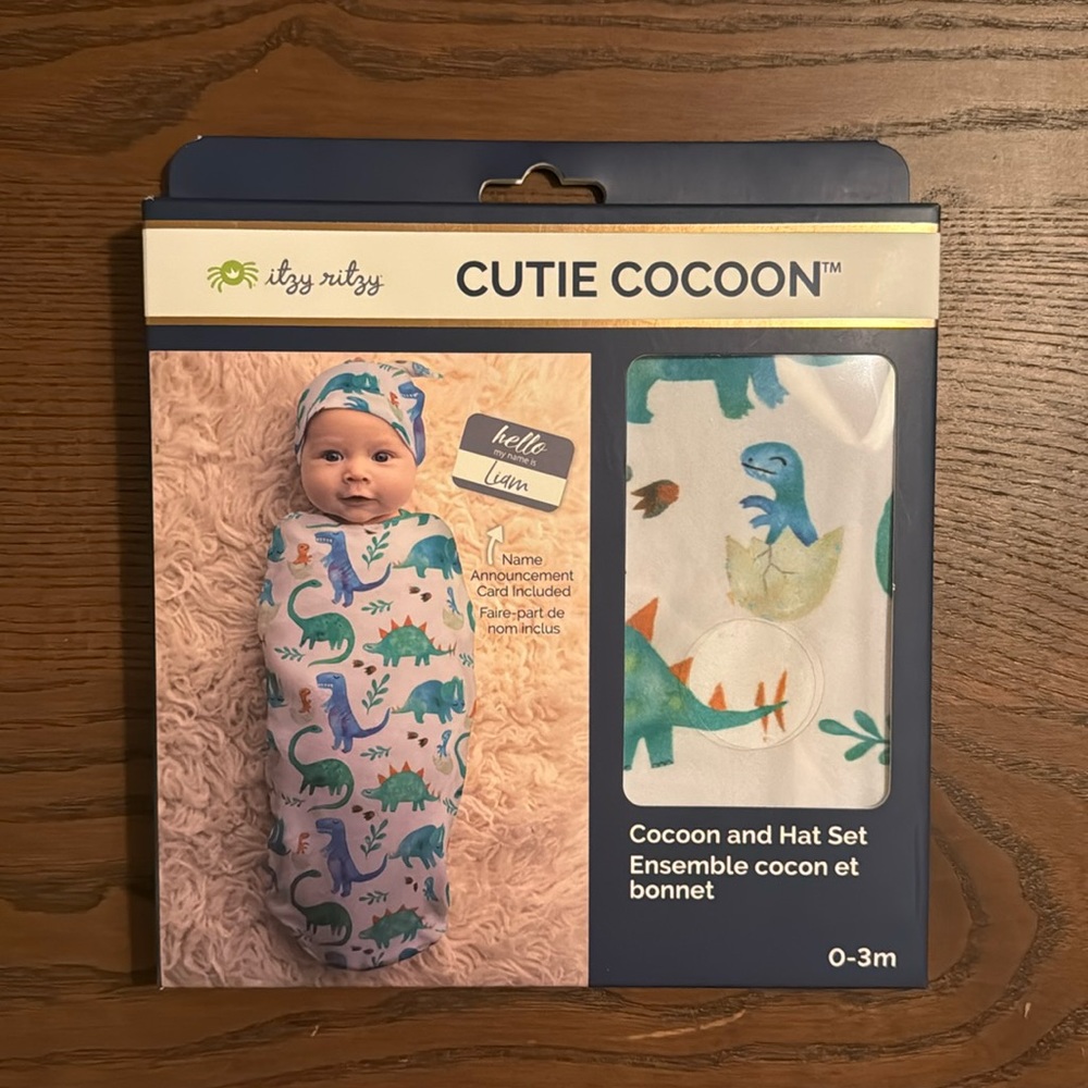 Itzy Ritzy Cocoon & Hat Swaddle Set in Dino Print
